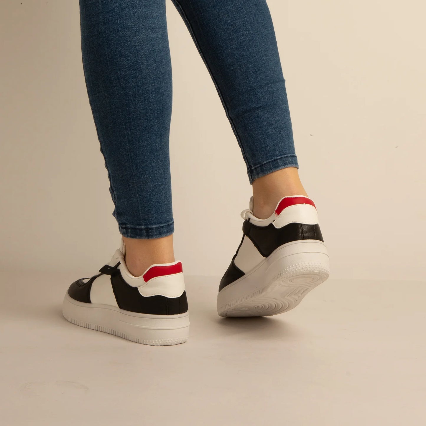Basket Simili-Cuir_Noir/Blanc